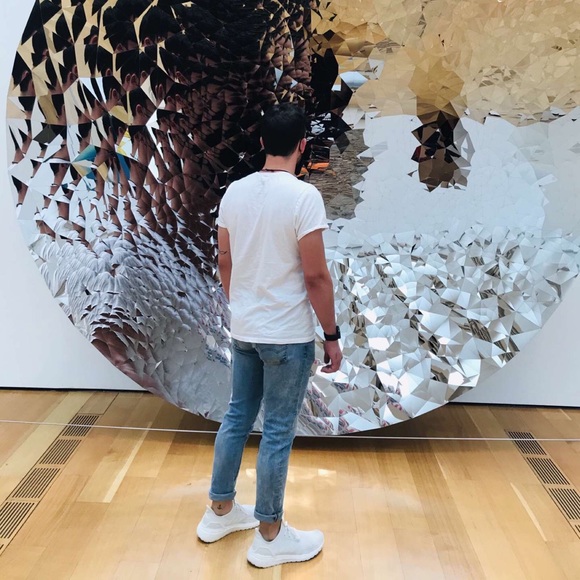 Meet your Posher, Tyler - Picture 1 of 1